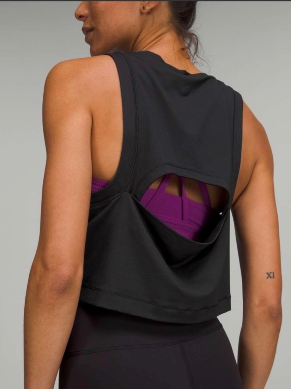 Lululemon Open Back Cropped Training Tank Top Women's‎ Size 4 6 W1DHKS AA